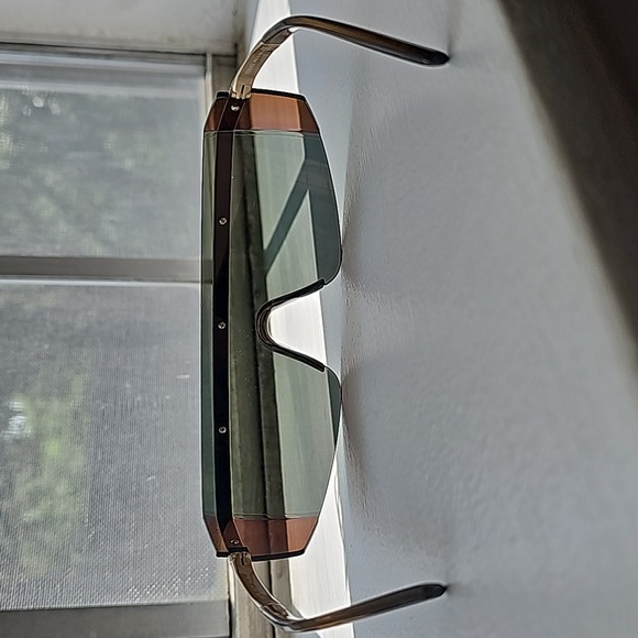 Versace Men's Sunglasses - Picture 3 of 16